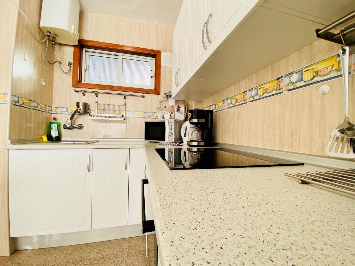 Orange And White Apartment In Yumbo San Bartolomé Esterno foto