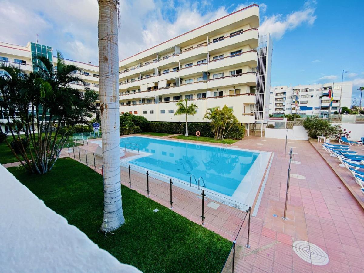 Orange And White Apartment In Yumbo San Bartolomé Esterno foto