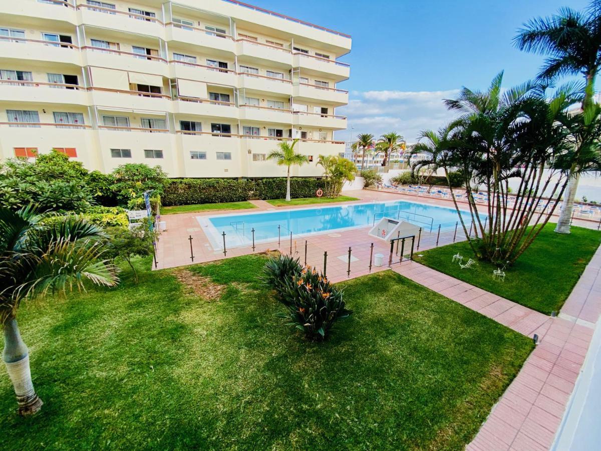Orange And White Apartment In Yumbo San Bartolomé Esterno foto