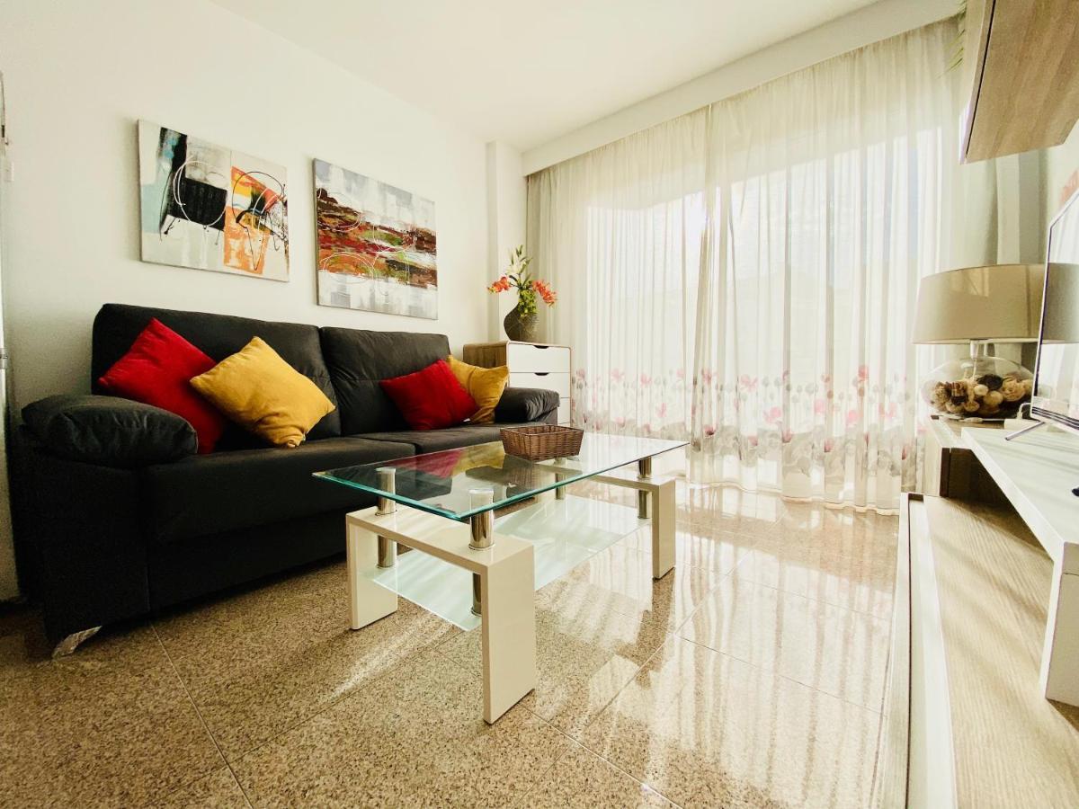 Orange And White Apartment In Yumbo San Bartolomé Esterno foto