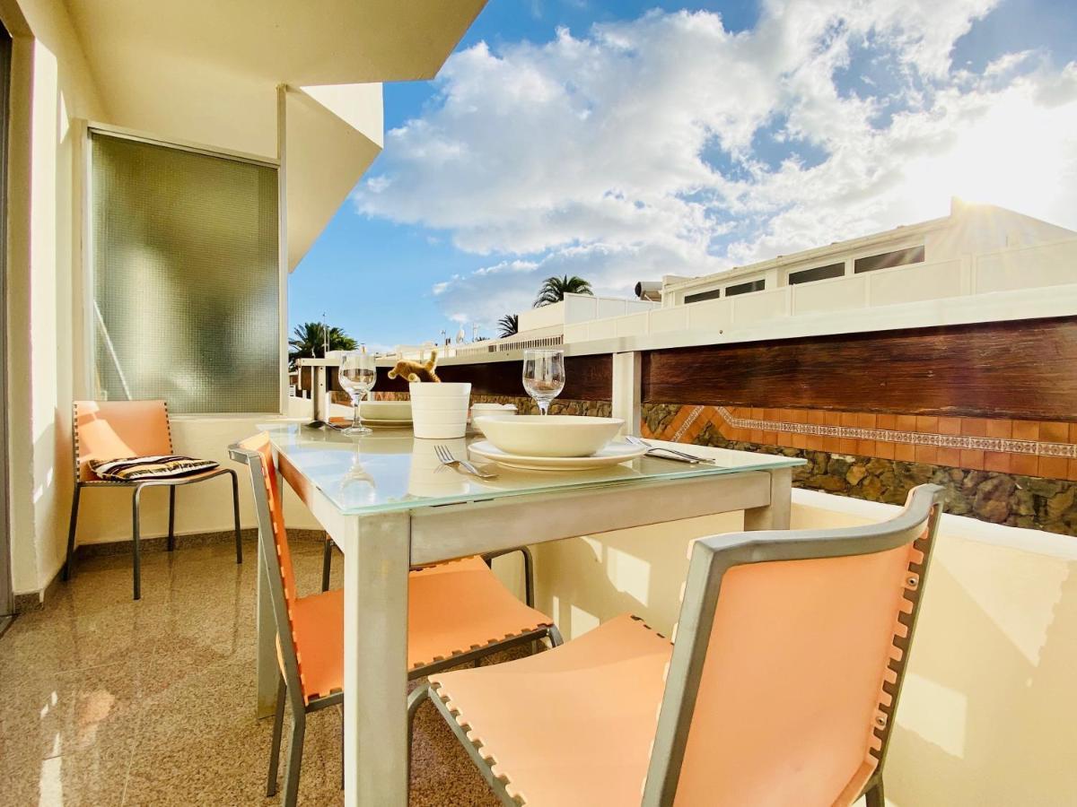 Orange And White Apartment In Yumbo San Bartolomé Esterno foto