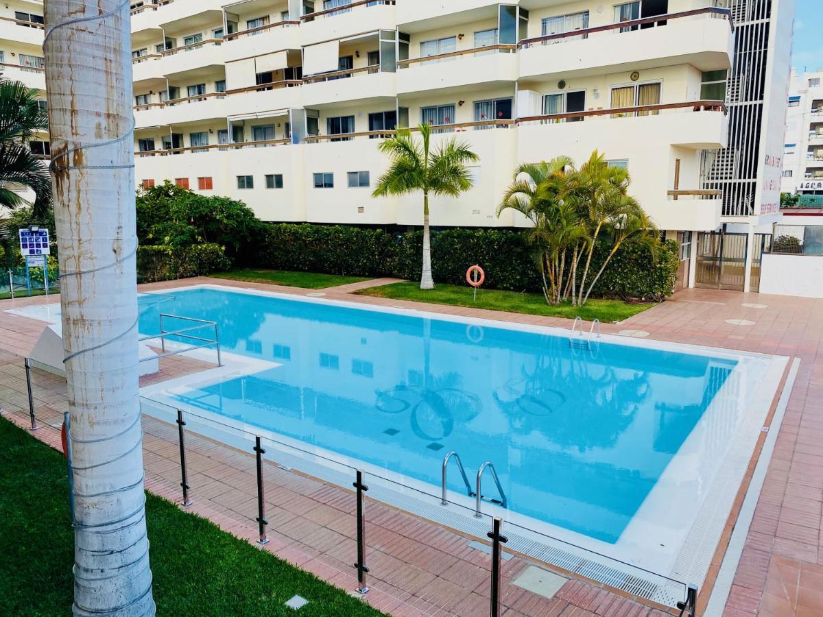 Orange And White Apartment In Yumbo San Bartolomé Esterno foto